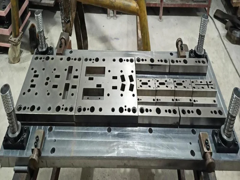 Progressive Die tool